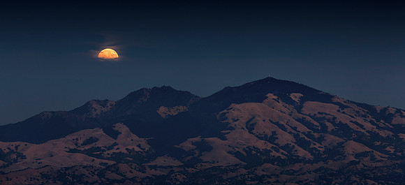 Diablo Full Moonrise